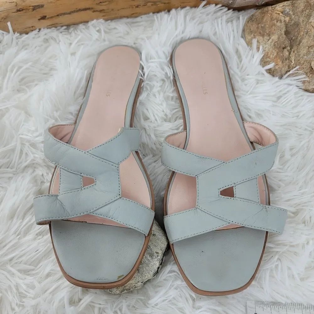 Avec les filles light blue-green slides